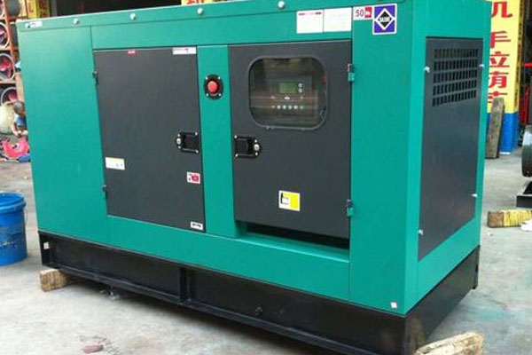 阳朔如何检查机油的使用时间？