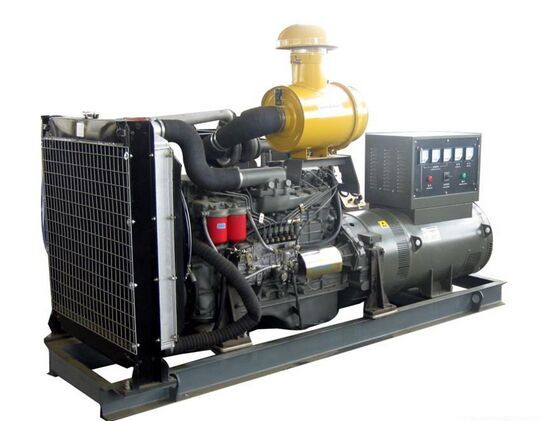 阳朔汽油发电机组冬季保养时，燃油系统需要注意什么？